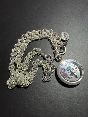 Origami Owl Silver Floating Locket Necklace with 'Blessed Love' Charm (4)